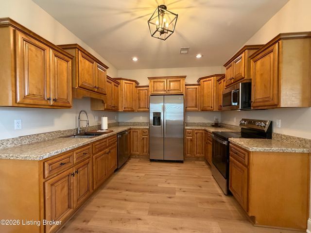 112 Adison Ave, Bardstown, KY 40004