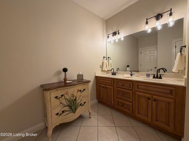 112 Adison Ave, Bardstown, KY 40004