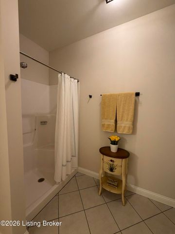 112 Adison Ave, Bardstown, KY 40004