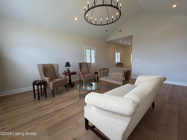 112 Adison Ave, Bardstown, KY 40004