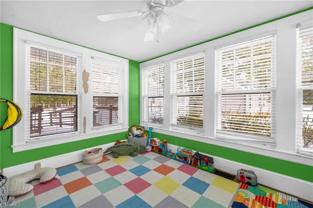 1102 Courtland Avenue, Reidsville, NC 27320