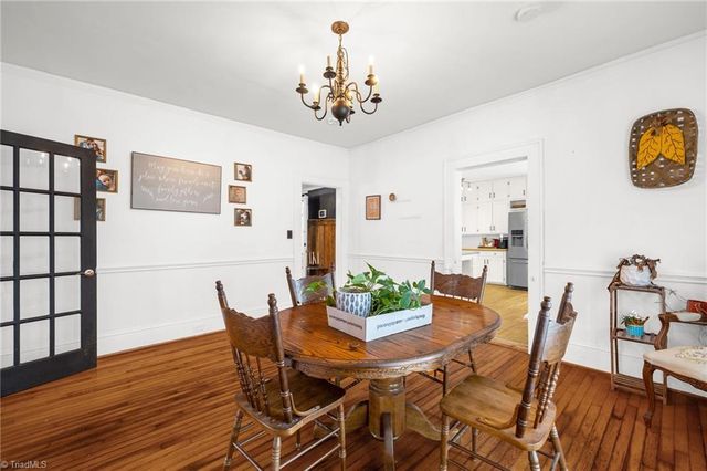 1102 Courtland Avenue, Reidsville, NC 27320