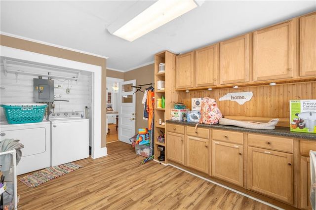 1102 Courtland Avenue, Reidsville, NC 27320