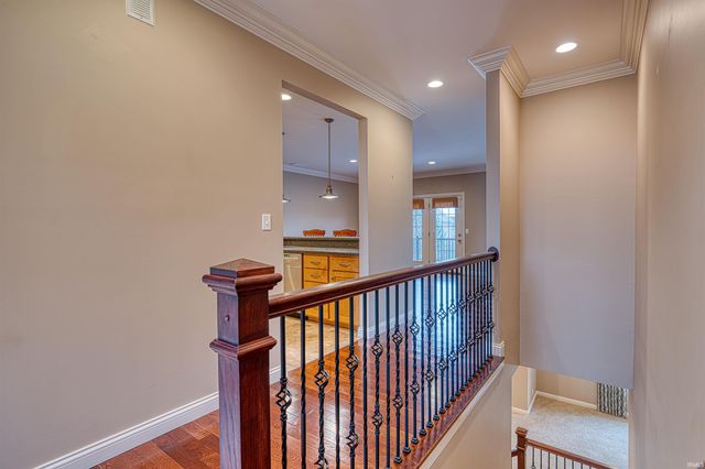 909 Uriel Court, Evansville, IN 47725