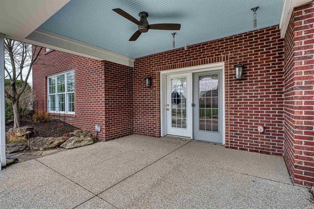 909 Uriel Court, Evansville, IN 47725