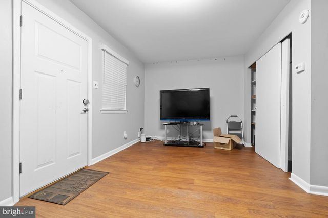 1225 W DIAMOND ST, Philadelphia, PA 19122