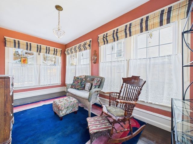 889 High St, Fall River, MA 02720