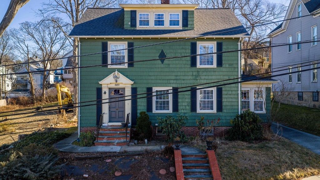 889 High St, Fall River, MA 02720
