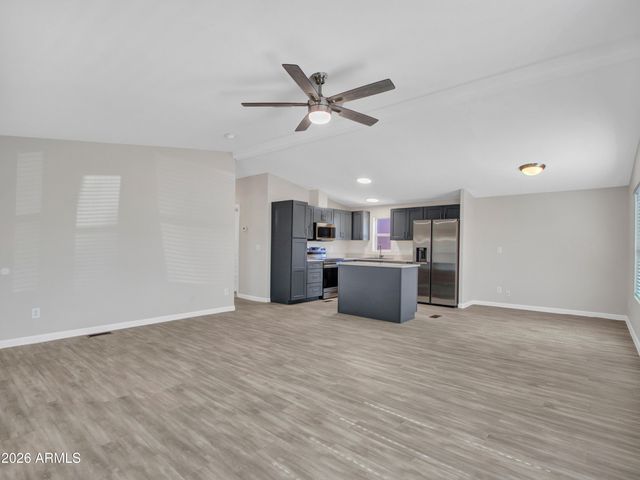 18032 N 2ND Street, Phoenix, AZ 85022