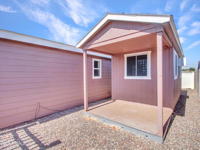 18032 N 2ND Street, Phoenix, AZ 85022