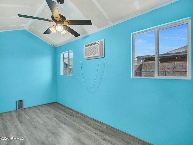 18032 N 2ND Street, Phoenix, AZ 85022