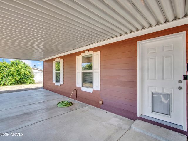 18032 N 2ND Street, Phoenix, AZ 85022