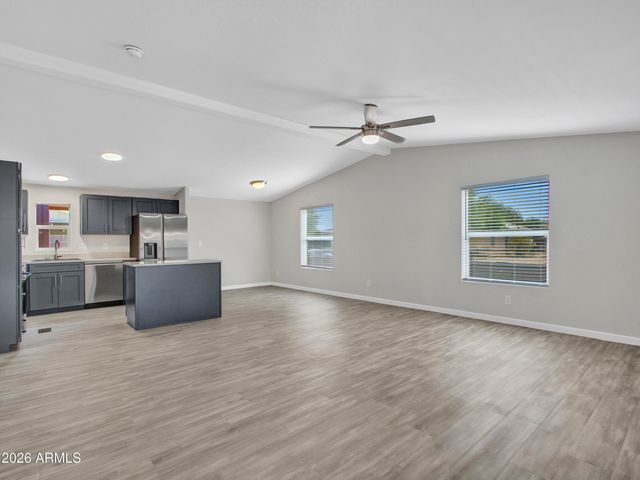 18032 N 2ND Street, Phoenix, AZ 85022