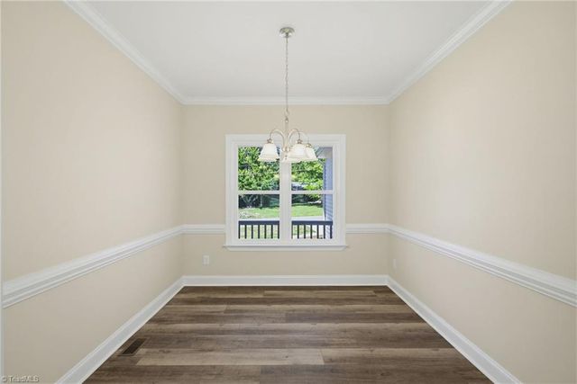 3011 Springhaven Drive, Winston-salem, NC 27103