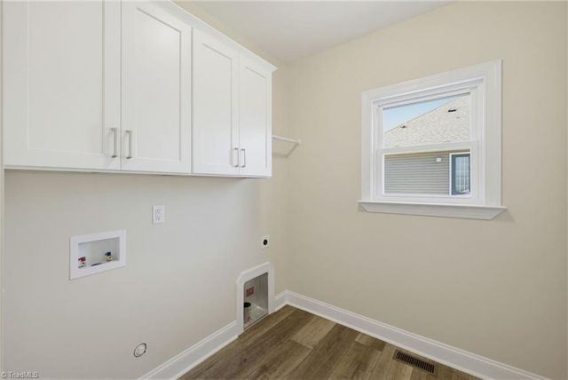 3011 Springhaven Drive, Winston-salem, NC 27103