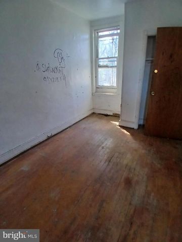 1636 W BRISTOL ST, Philadelphia, PA 19140