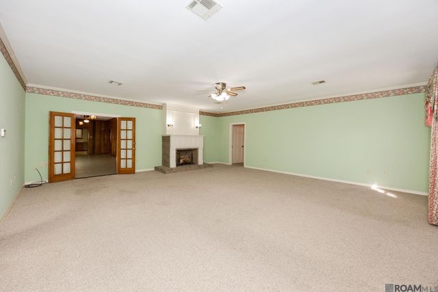 22260 Talbot Dr, Plaquemine, LA 70764