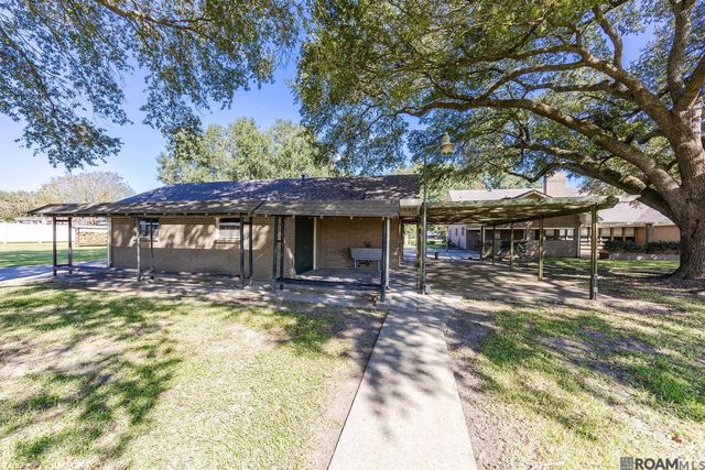 22260 Talbot Dr, Plaquemine, LA 70764