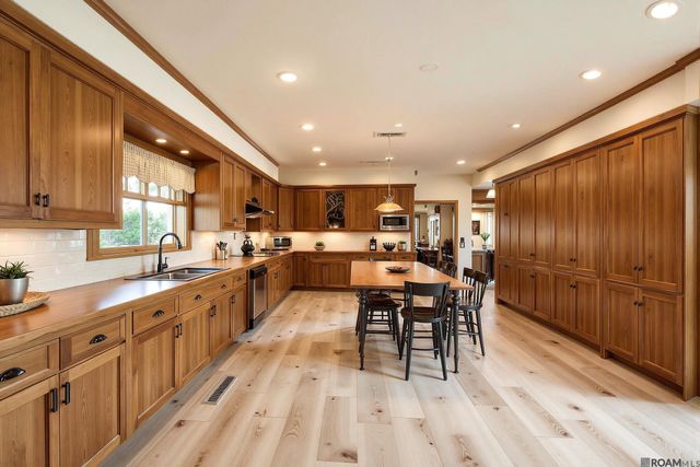 22260 Talbot Dr, Plaquemine, LA 70764