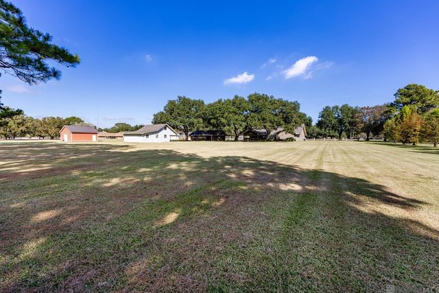 22260 Talbot Dr, Plaquemine, LA 70764