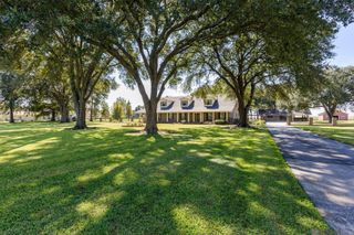 22260 Talbot Dr, Plaquemine, LA 70764