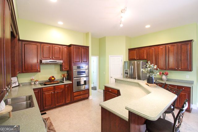 12216 Edgewater Drive, Hampton, GA 30228