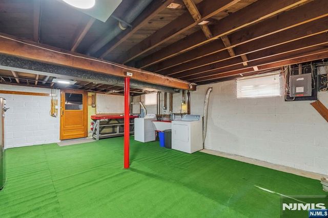454 Lasalle Avenue, Hasbrouck Heights, NJ 07604