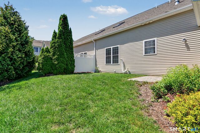 169 Meadow Brook Road 169, Oxford, CT 06478