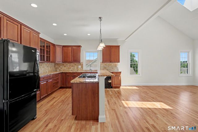 169 Meadow Brook Road 169, Oxford, CT 06478