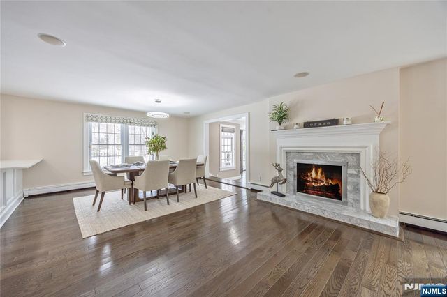 202 Chestnut Ridge Road, Saddle River, NJ 07458