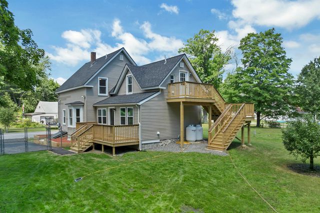 16 Brook Street, Derry, NH 03038