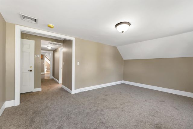 16 Brook Street, Derry, NH 03038