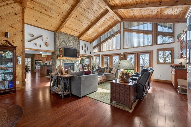 200 Twelve Oaks Drive, Murphy, NC 28906