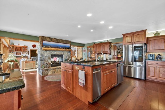 200 Twelve Oaks Drive, Murphy, NC 28906