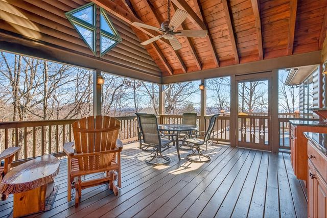 200 Twelve Oaks Drive, Murphy, NC 28906