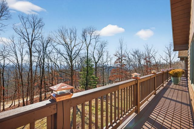 200 Twelve Oaks Drive, Murphy, NC 28906