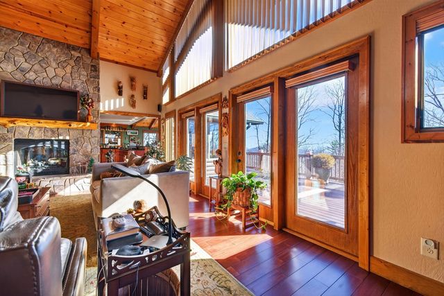 200 Twelve Oaks Drive, Murphy, NC 28906