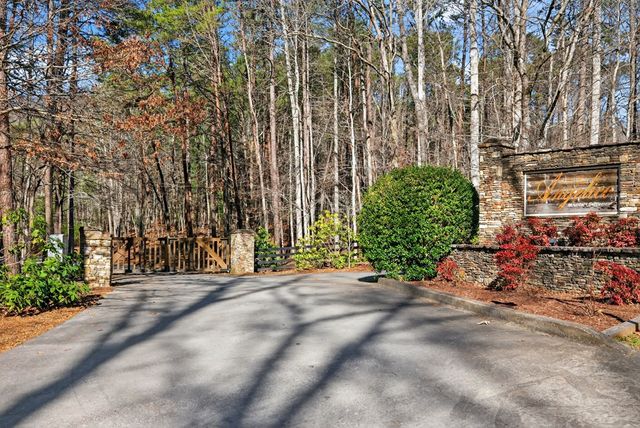 200 Twelve Oaks Drive, Murphy, NC 28906