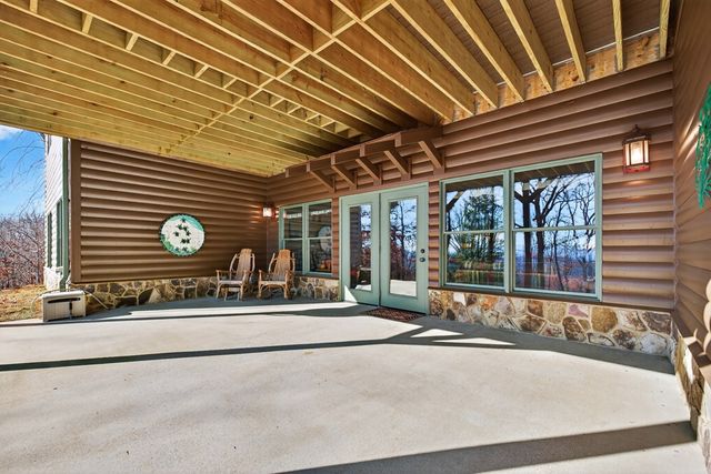 200 Twelve Oaks Drive, Murphy, NC 28906