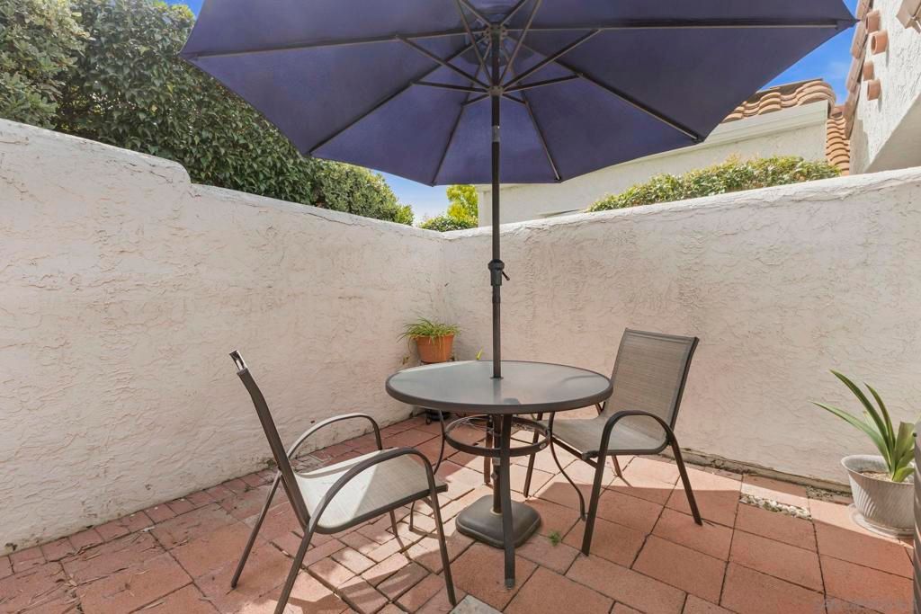 Image 22 of property listing at 4576 Villas Drive, Bonita, CA 91902