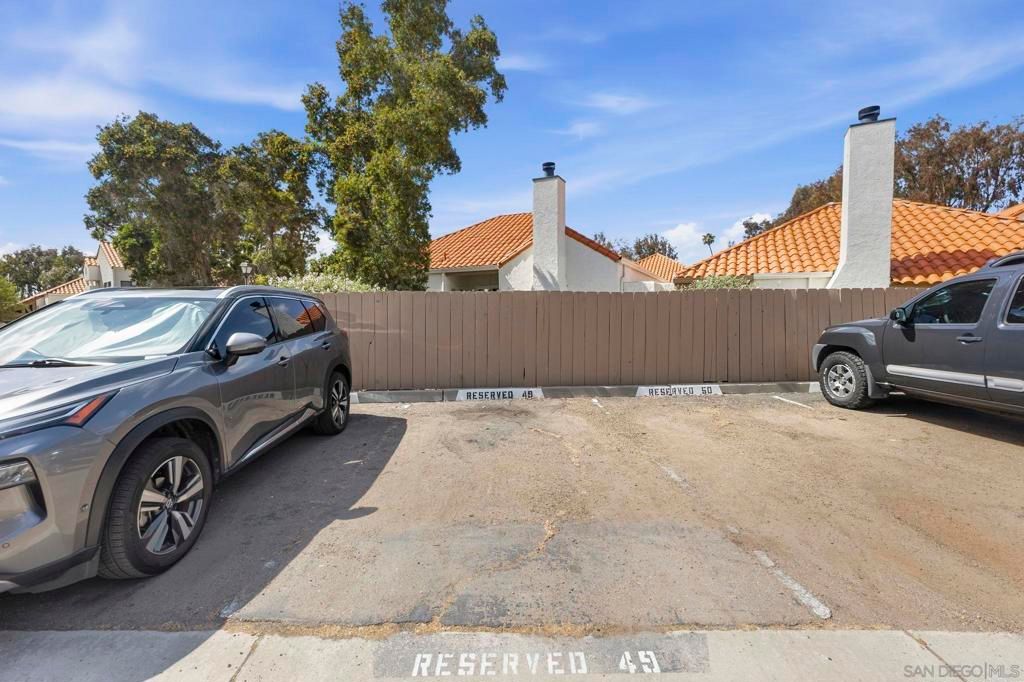 Image 25 of property listing at 4576 Villas Drive, Bonita, CA 91902