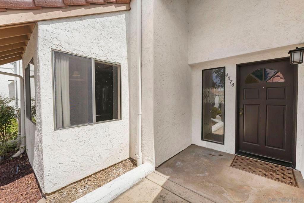 Image 29 of property listing at 4576 Villas Drive, Bonita, CA 91902
