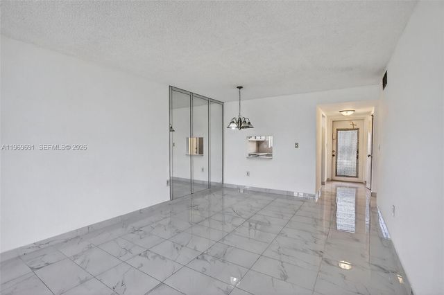 8951 Sunrise Lakes Blvd 105, Sunrise, FL 33322