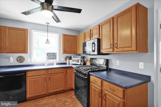 53 HERON RD, Lititz, PA 17543