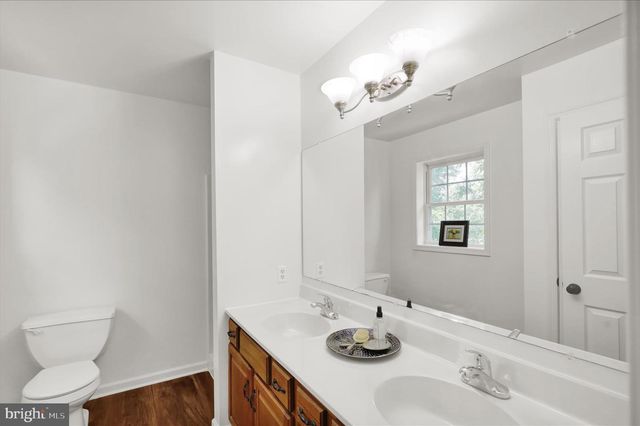 53 HERON RD, Lititz, PA 17543