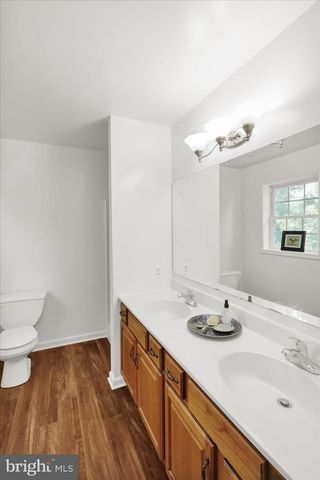 53 HERON RD, Lititz, PA 17543