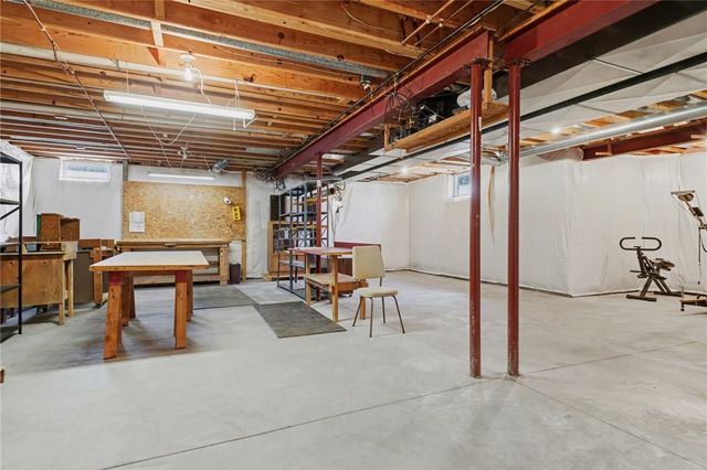 6 Captiva Crossing, Perinton, NY 14450