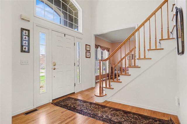 6 Captiva Crossing, Perinton, NY 14450