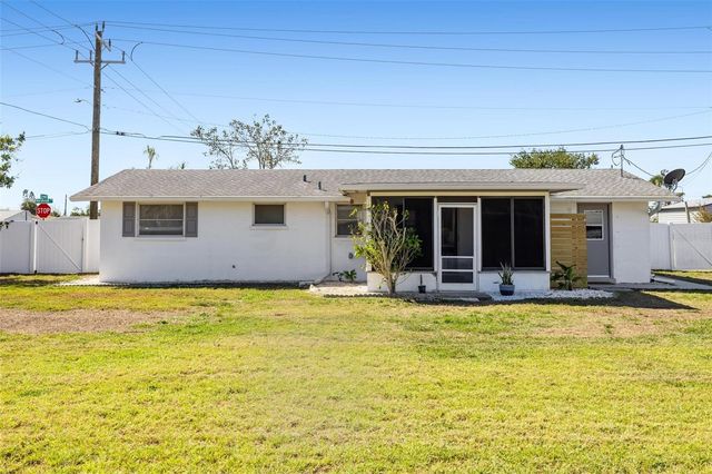 1600 MARYKNOLL ROAD, Englewood, FL 34223