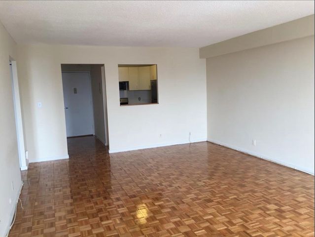 33 Pond Ave 813, Brookline, MA 02445